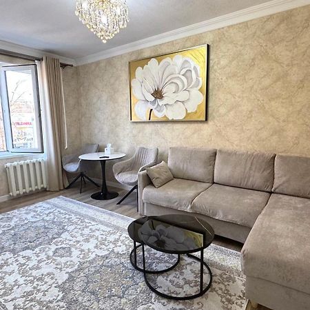 Abay Street- Tashkent City Center Екстер'єр фото