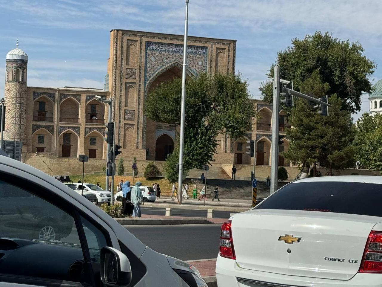 Abay Street- Tashkent City Center Екстер'єр фото